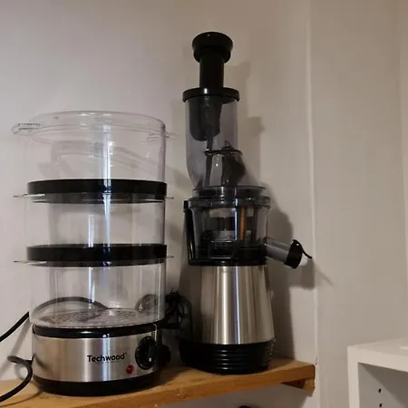 T2 55m² Confort Avec Jardin. Cuisine Et Equipements Neufs. Wifi Tv Parking شقة *