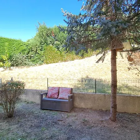 T2 55m² Confort Avec Jardin. Cuisine Et Equipements Neufs. Wifi Tv Parking Apartment *
