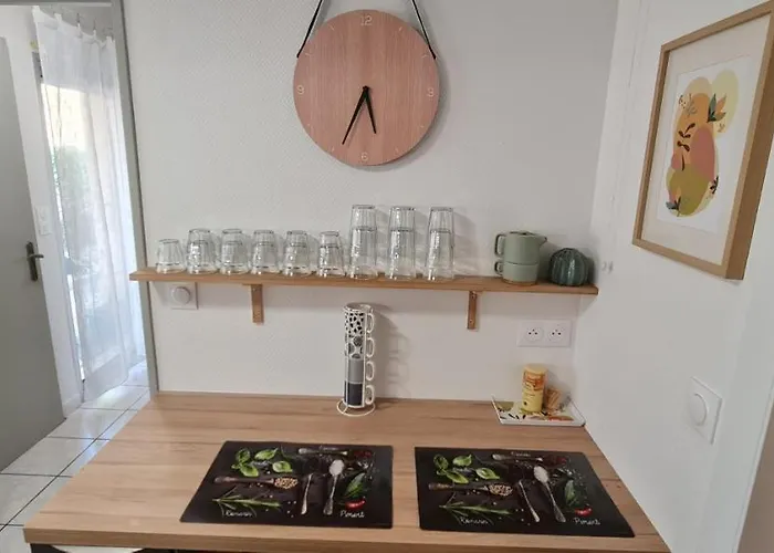 T2 55m² Confort Avec Jardin. Cuisine Et Equipements Neufs. Wifi Tv Parking 公寓 巴尔马