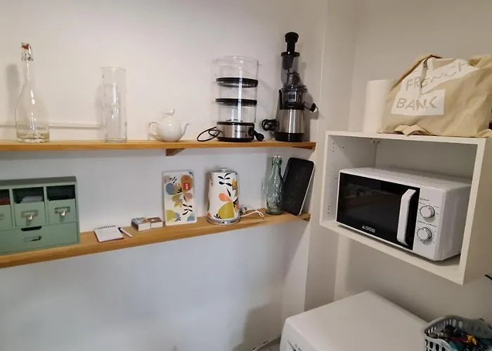 T2 55m² Confort Avec Jardin. Cuisine Et Equipements Neufs. Wifi Tv Parking * 巴尔马