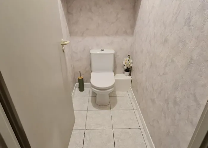 T2 55m² Confort Avec Jardin. Cuisine Et Equipements Neufs. Wifi Tv Parking