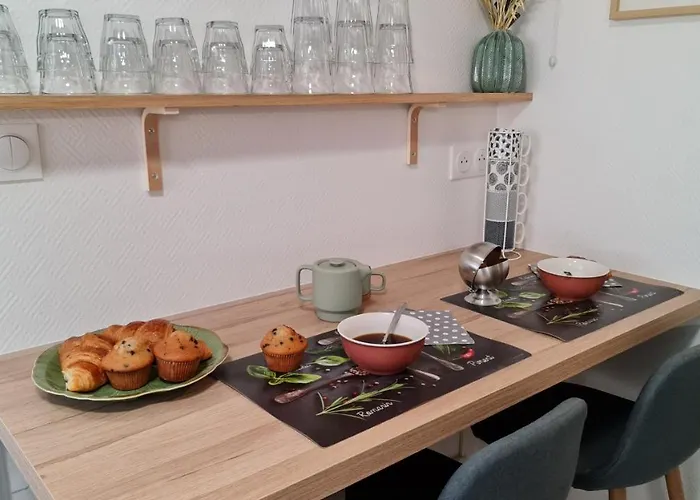 T2 55m² Confort Avec Jardin. Cuisine Et Equipements Neufs. Wifi Tv Parking 巴尔马