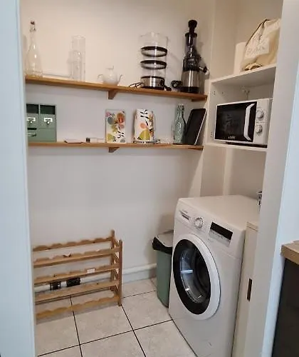 T2 55m² Confort Avec Jardin. Cuisine Et Equipements Neufs. Wifi Tv Parking