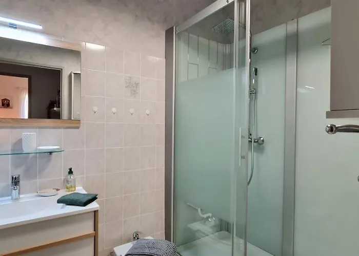 T2 55m² Confort Avec Jardin. Cuisine Et Equipements Neufs. Wifi Tv Parking * 巴尔马