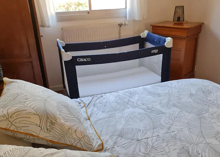 T2 55m² Confort Avec Jardin. Cuisine Et Equipements Neufs. Wifi Tv Parking *